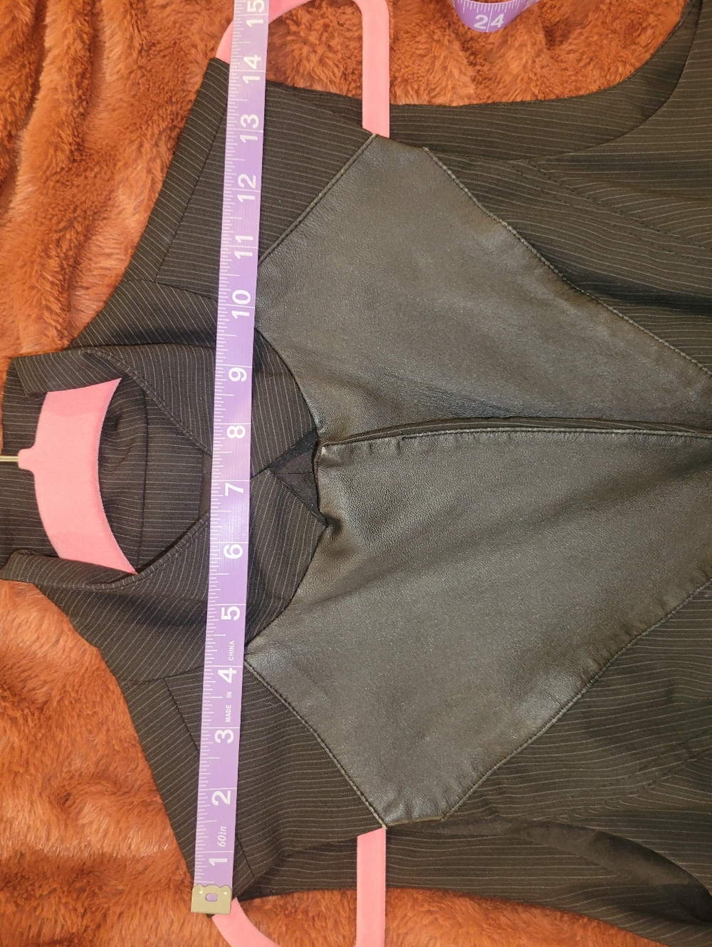 Y2k Black Pinstripe Vest - Picture 8 of 10